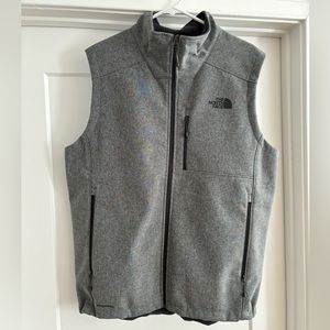The North Face Vest is EUC!